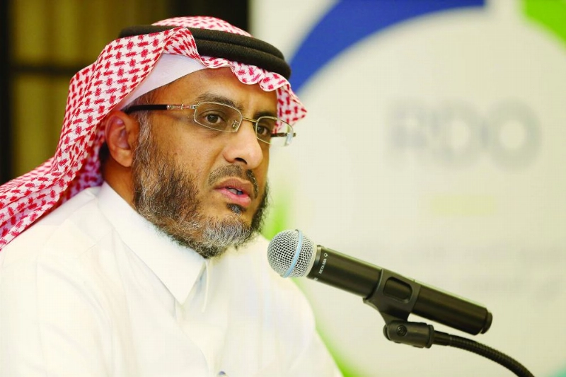 الهدلق متحدثا للإعلاميين (مكة)