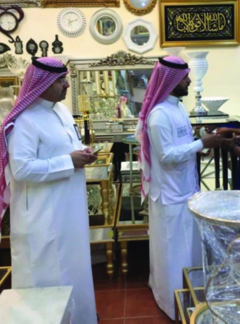 من الجولات التفتيشية (وزارة العمل)