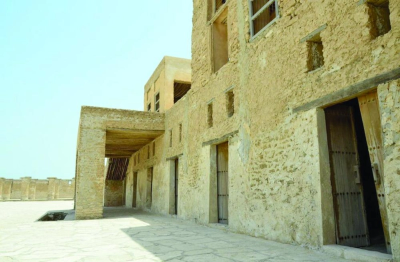 من المباني الأثرية بميناء العقير (واس)