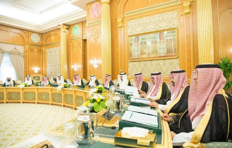 عدد من الوزراء خلال الجلسة
