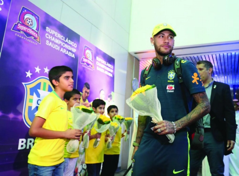 بعثة المنتخب البرازيلي خلال وصولها الرياض (الهيئة العامة للرياضة)