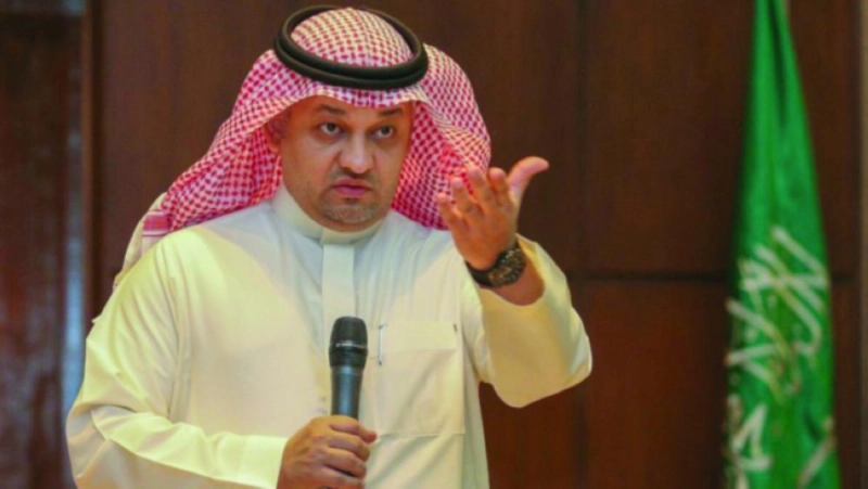 عادل عزت