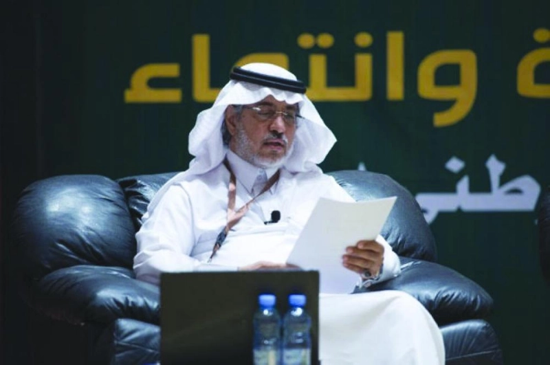 ناصر الموسى خلال حديثه بأدبي الرياض (مكة)