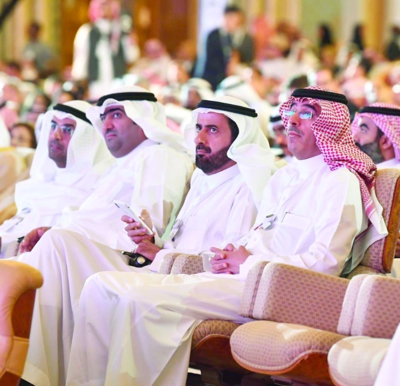 العواد خلال حضوره المنتدى (واس)