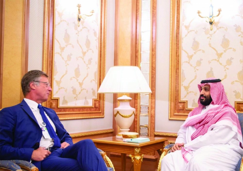 ولي العهد خلال لقائه رئيس فيرتي