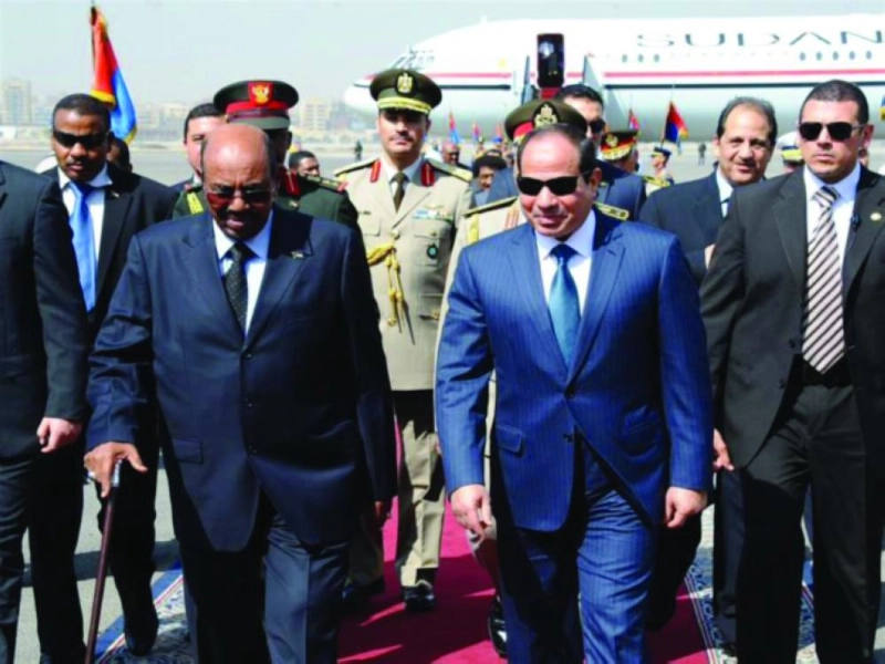 السيسي والبشير في الخرطوم (د ب أ)