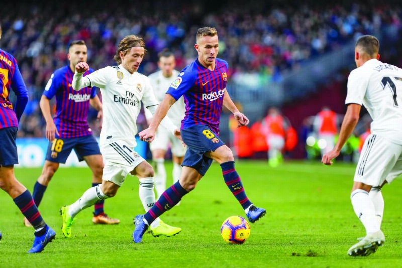 ريال مدريد وبرشلونة أمس الأول (د ب أ)
