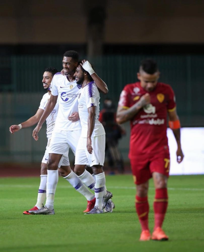الهلال والقادسية
