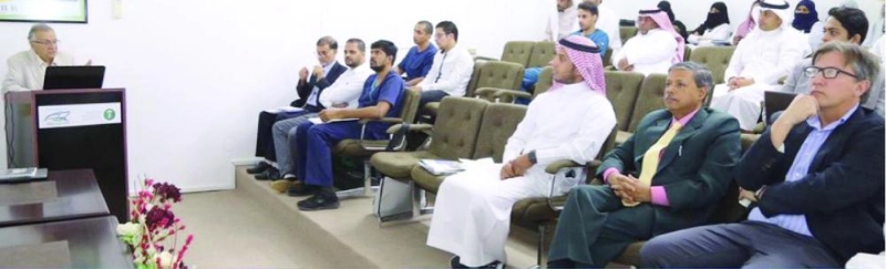 من إطلاق برنامج التوأمة أمس (مكة)