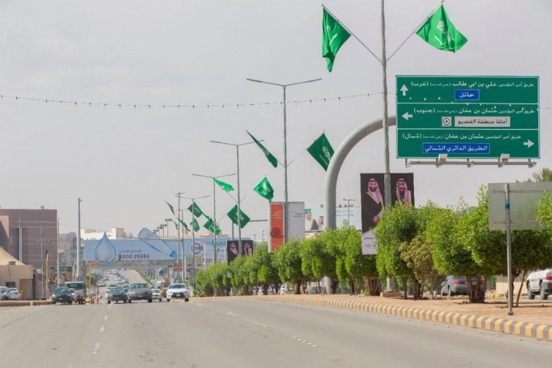 لوحات ترحيبية بزيارة الملك سلمان للقصيم (مكة)