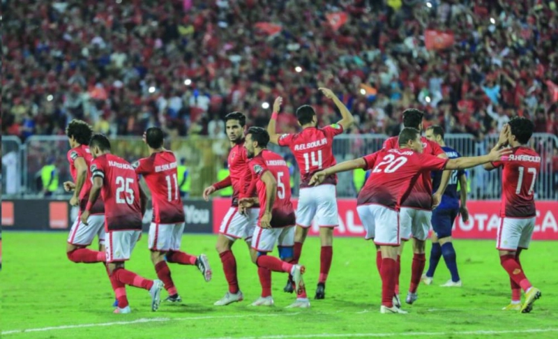 فرحة لاعبي الأهلي بأحد الأهداف الثلاثة في مرمى الترجي (مكة)