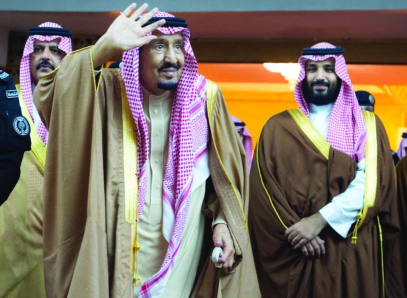 .. وخلال تشريفه حفل استقبال الأهالي بحضور ولي العهد