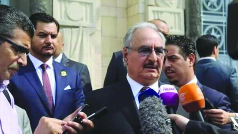 خليفة حفتر وصل ولم يشارك