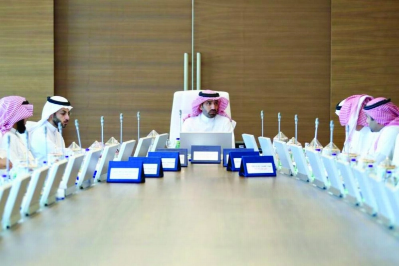 الراجحي خلال ترؤس الاجتماع (وزارة العمل)