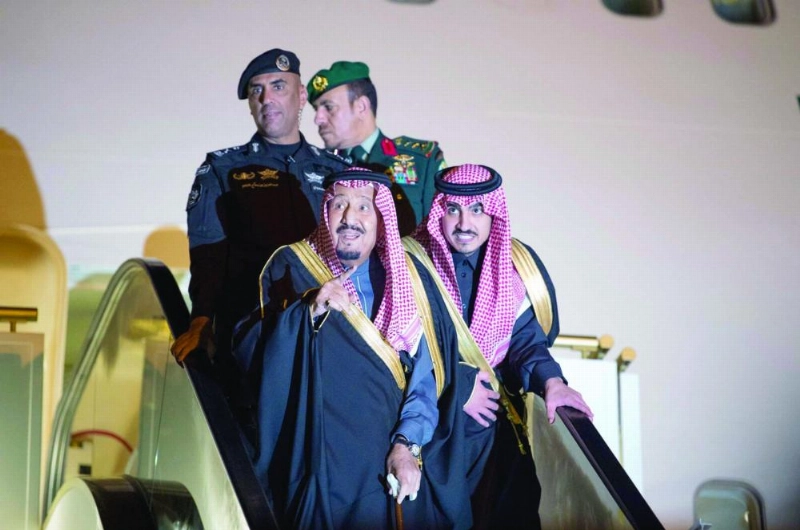 خادم الحرمين لدى وصوله إلى الجوف