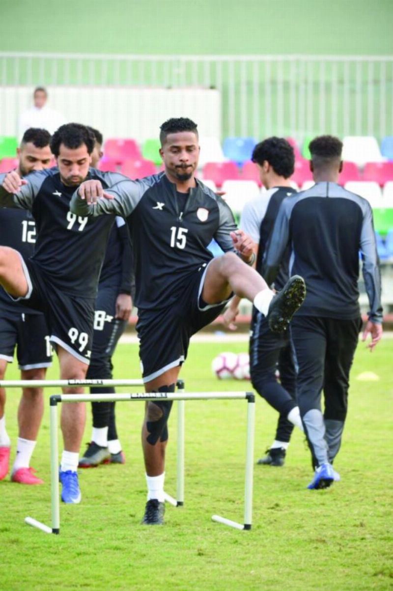 الشمراني والراهب يتقدمان التدريب (إعلامي الشباب)