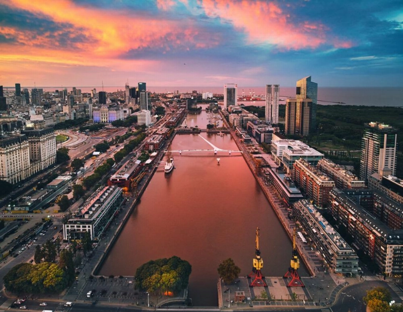6- واجهة بويرتو ماديرو البحرية Puerto Madero