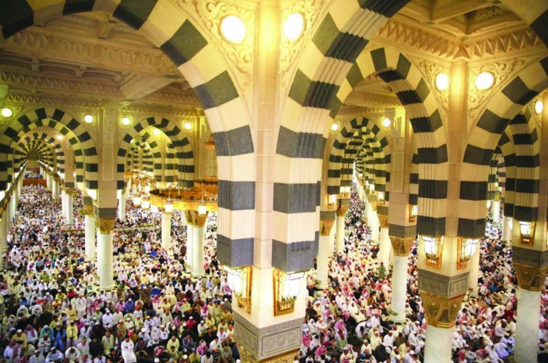من صلاة الجمعة بالمسجد النبوي