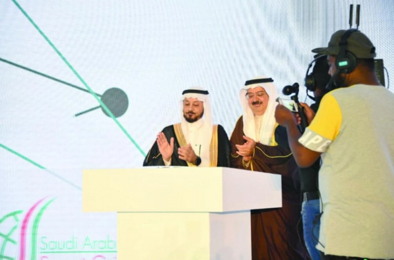 جانب من الجولة في المعرض