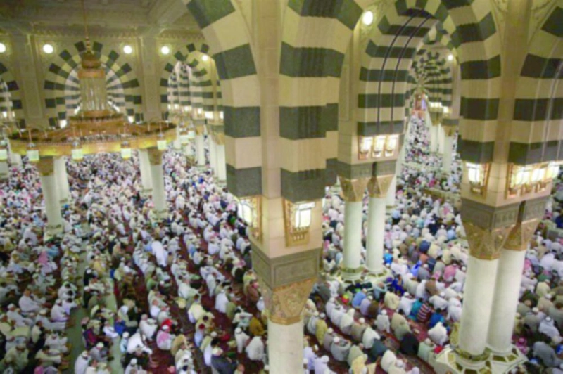 من صلاة الجمعة بالحرم المدني (مكة)