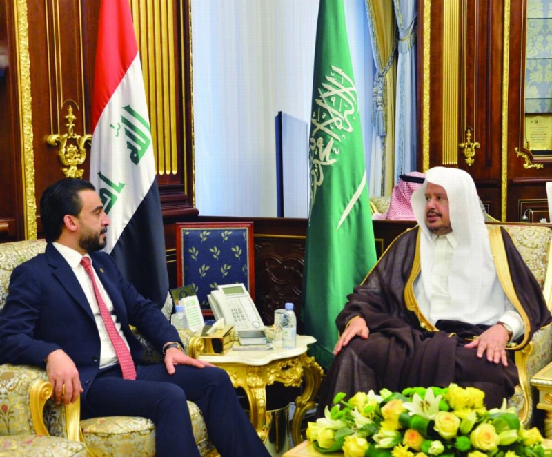 عبدالله آل الشيخ مستقبلا محمد الحلبوسي (واس)