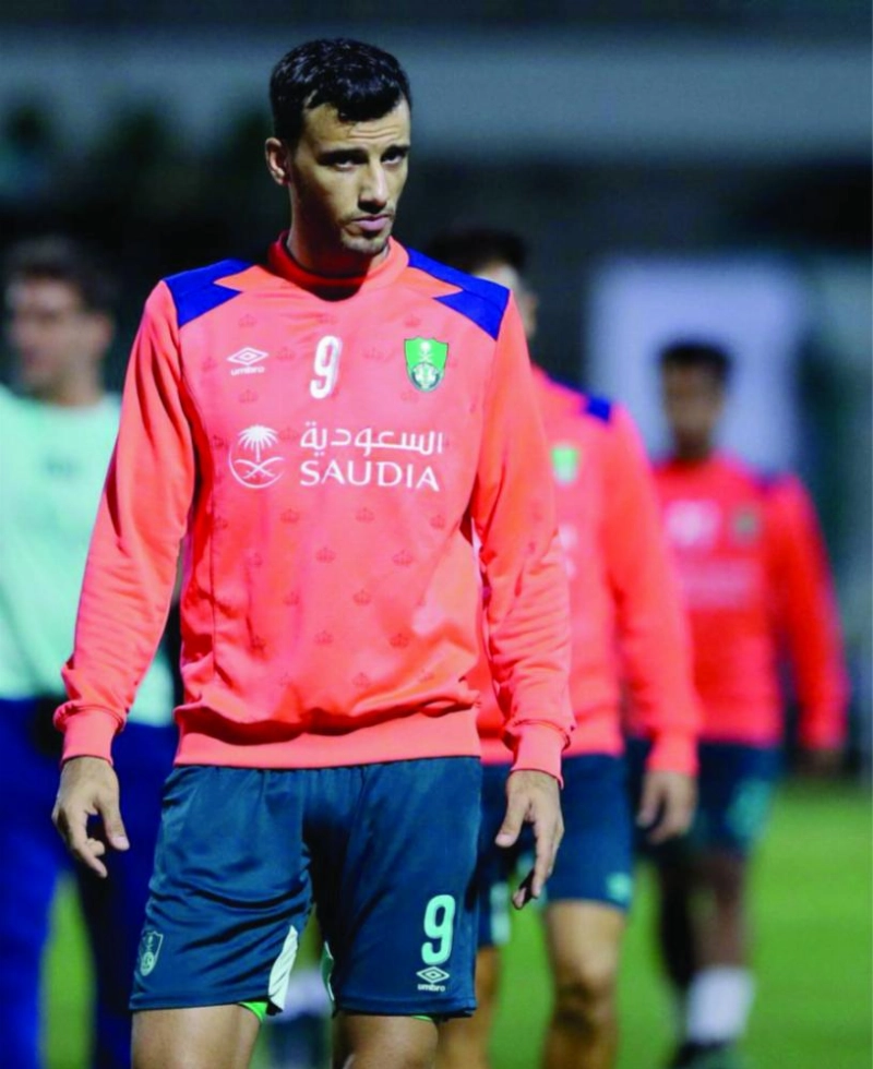 السومة أهم أوراق الأهلي
