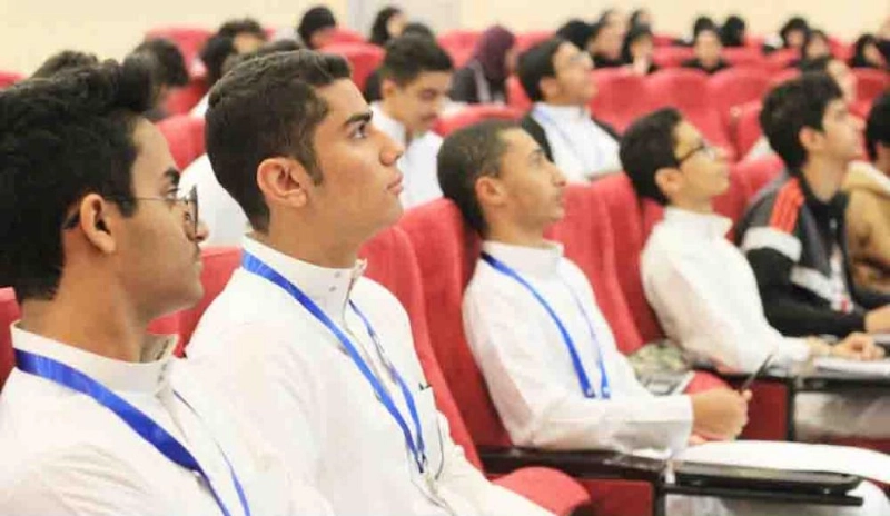 طلاب خلال ورش التدريب (مكة)