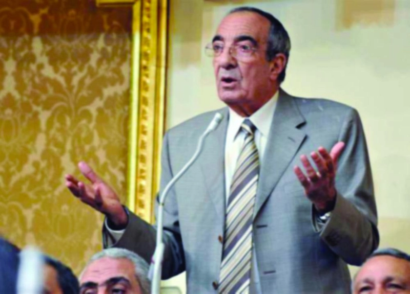زكريا عزمي