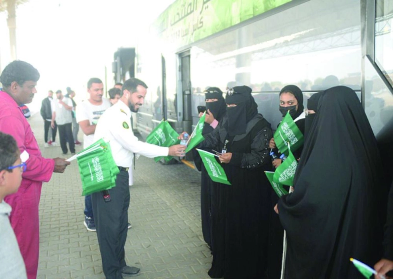 جماهير سعودية في المنفذ (مكة)