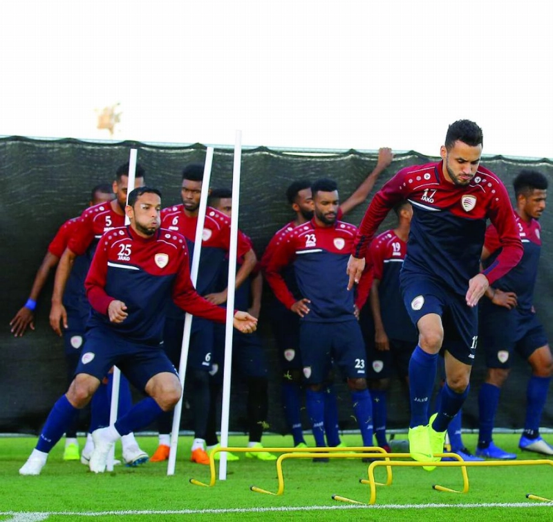تدريبات عمان استعدادا لملاقاة اليابان (موقع الاتحاد العماني)