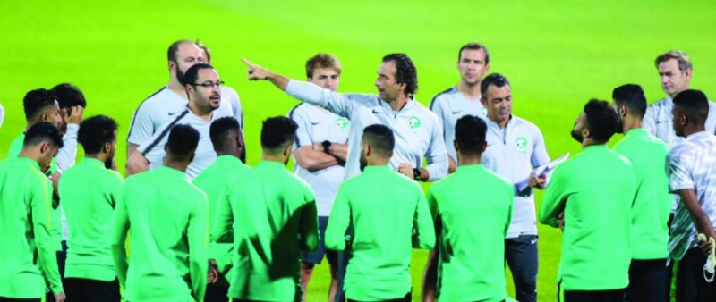 من مران الأخضر في الإمارات (إعلامي المنتخب)