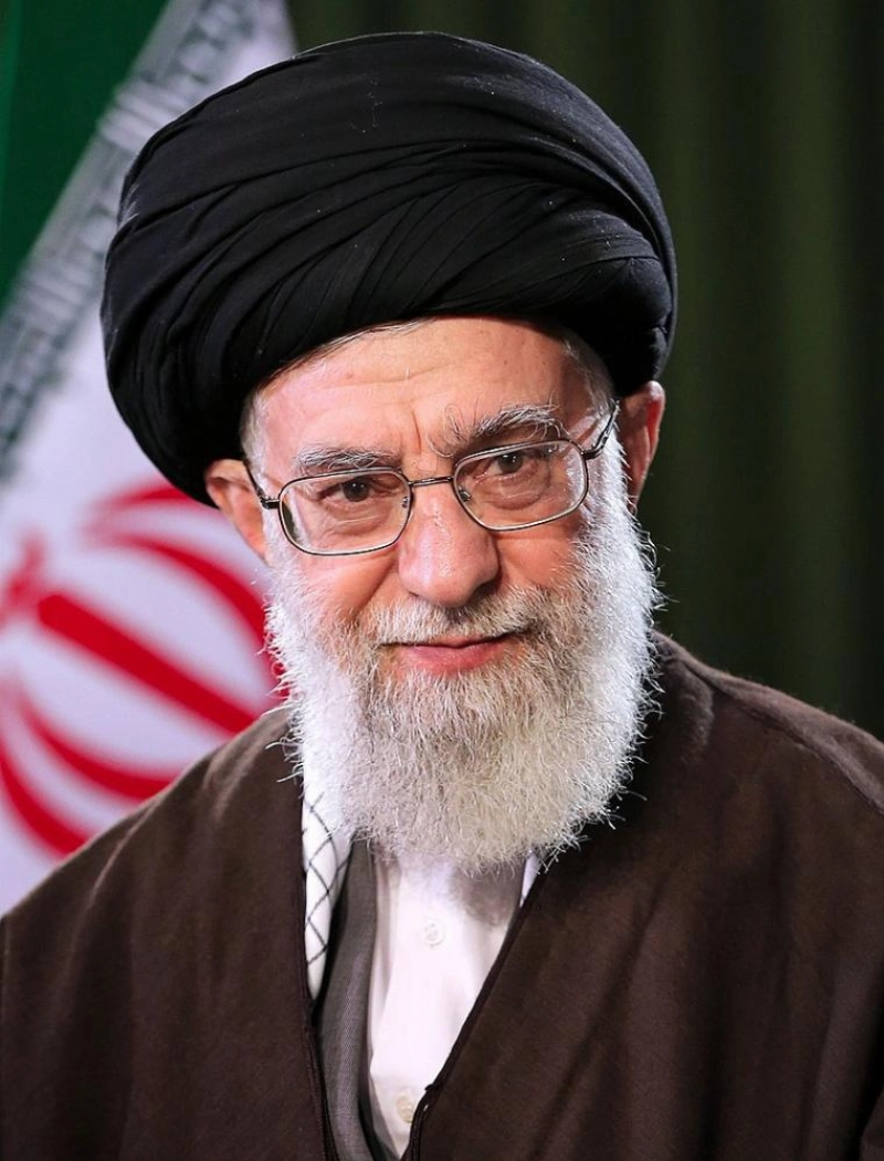 آية الله خامئني