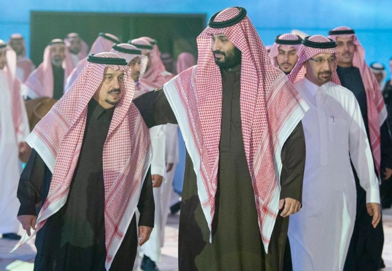 ولي العهد خلال وصوله إلى مقر الحفل