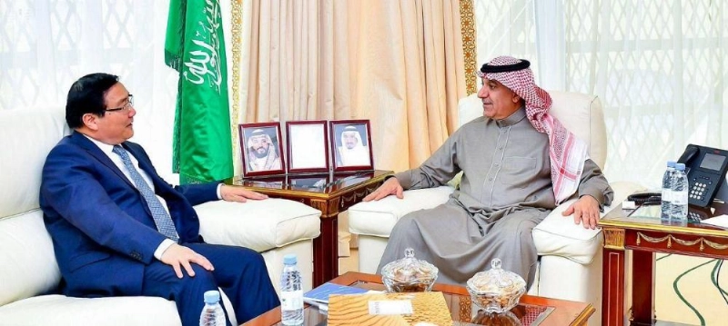 ويلتقي لي هواشين ..