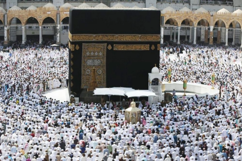 من صلاة الجمعة بالمسجد الحرام (مكة)