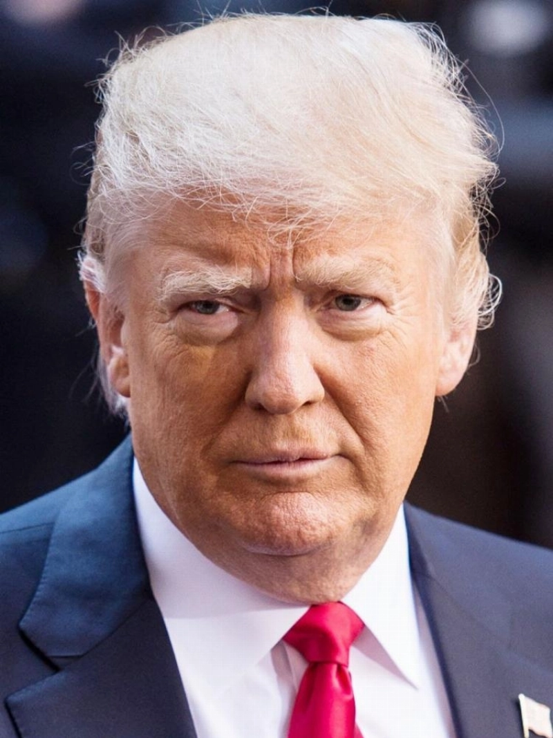 in attendance for Donald Trump Town Hall on the NBC Today Show, Rockefeller Plaza, New York, NY April 21, 2016. Photo By: Steven Ferdman/Everett Collection