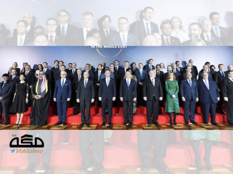 صورة جماعية للمشاركين في قمة وارسو ( د ب أ)