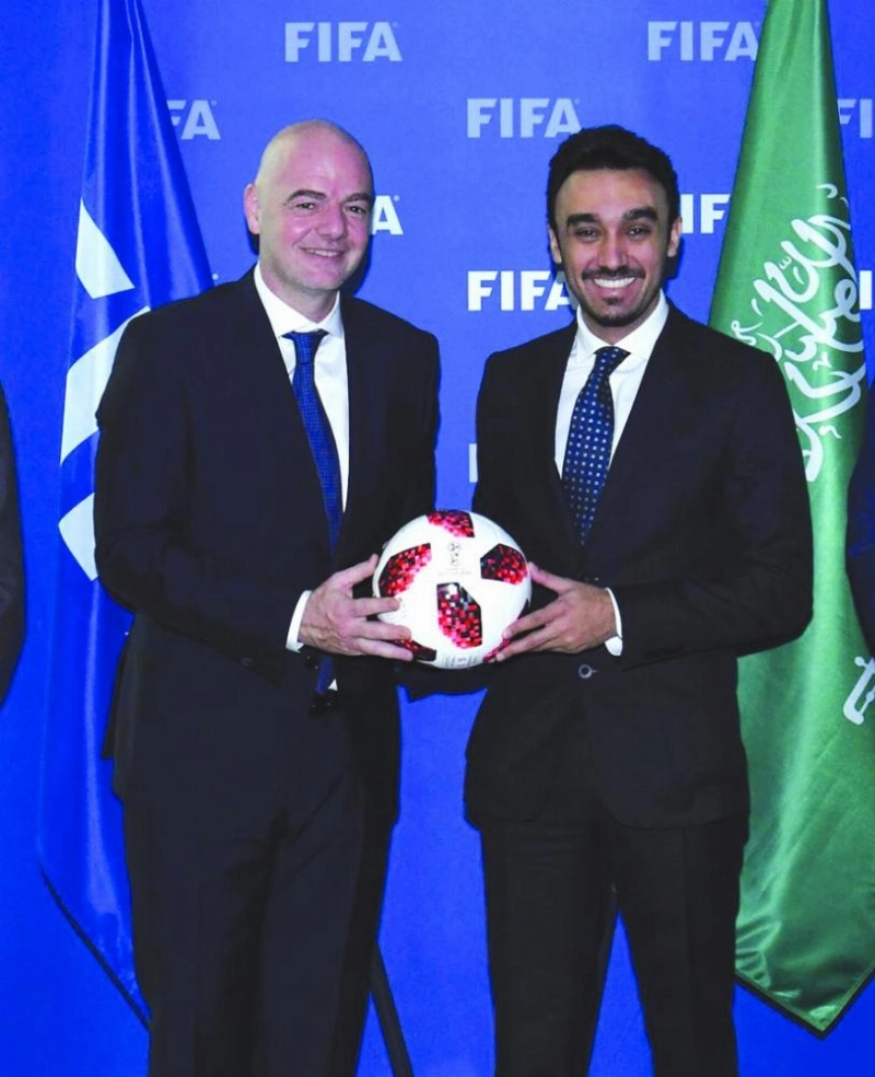 عبدالعزيز بن تركي وإنفانتينيو (الاتحاد السعودي)