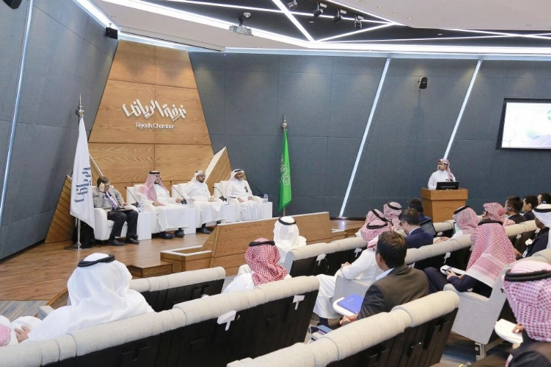 حضور الورشة التي استضافتها الغرفة (غرفة الرياض)