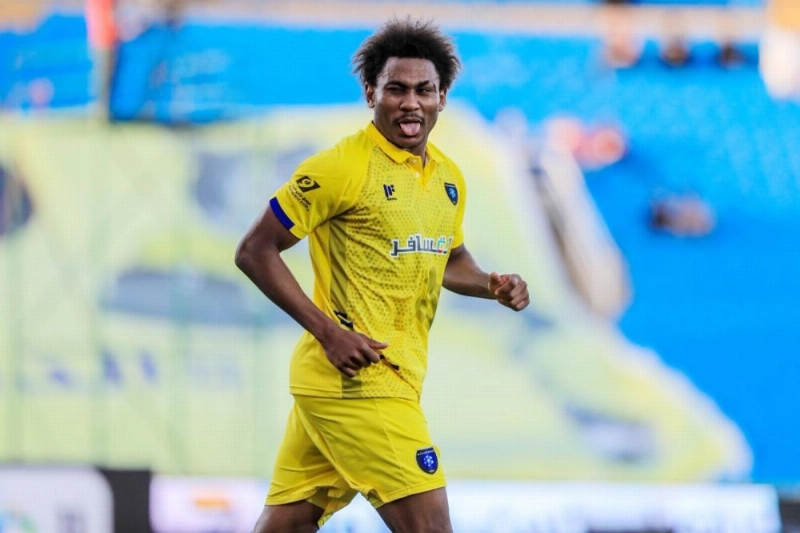 لياندر تاوامبا (إعلامي التعاون)
