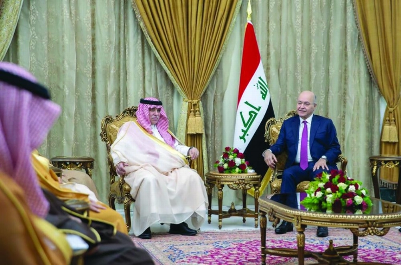 برهم صالح لدى استقباله ماجد القصبي (واس)
