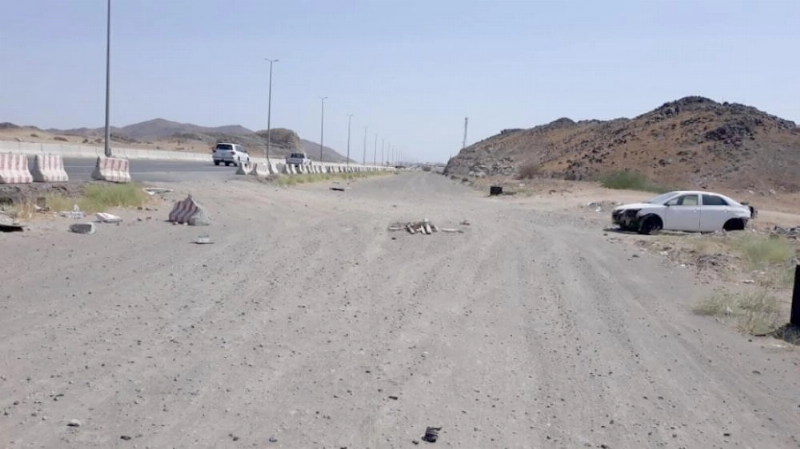 طريق الخدمة كما بدا