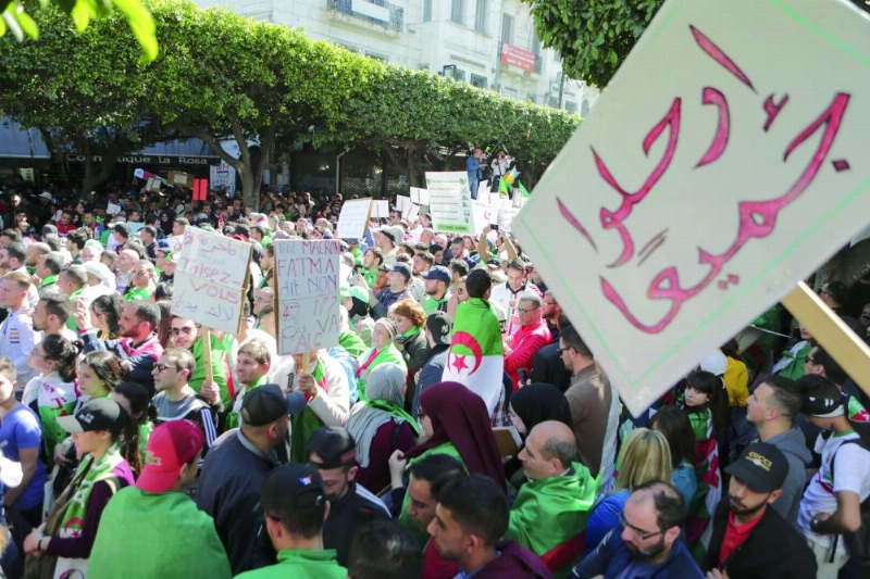 من المظاهرات في الجزائر (د ب أ)