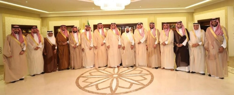 أحمد بن فهد خلال استقباله رئيس وأعضاء غرفة الشرقية (مكة)