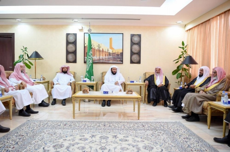 وليد الصمعاني خلال تكريمه للقضاة المتقاعدين (واس)