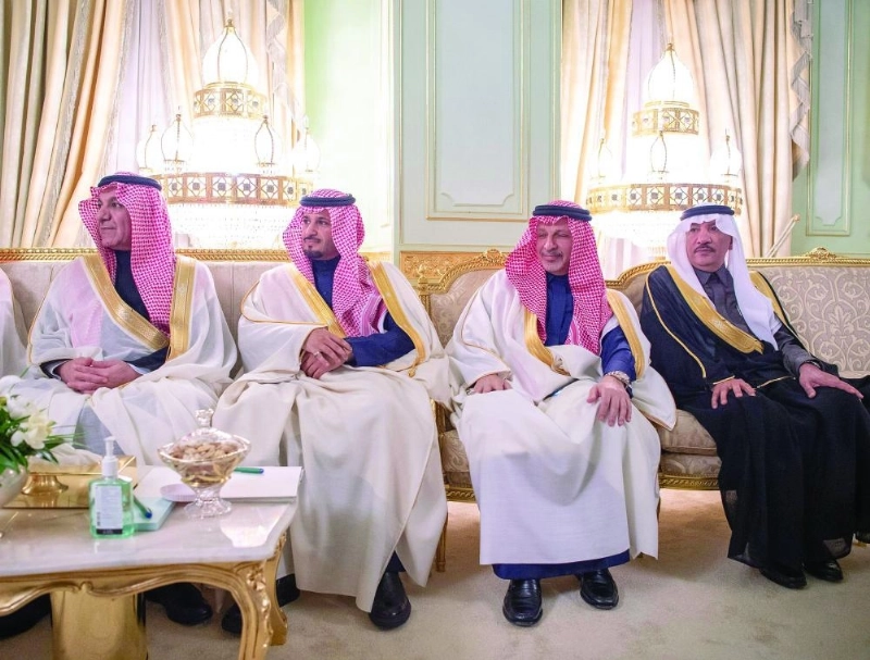 تركي الشبانة وتميم السالم وأحمد قطان ومحمد العلي خلال اللقاء