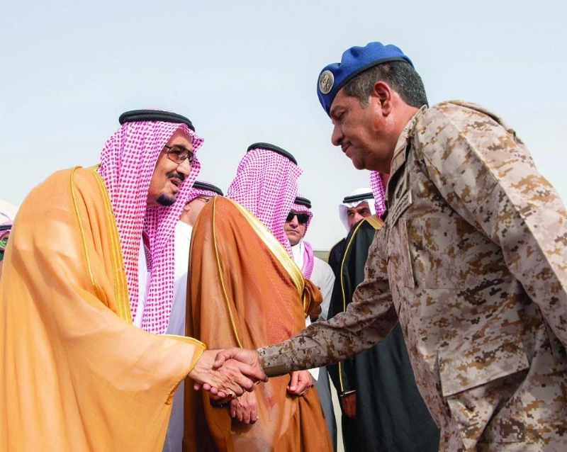 جانب من وصول خادم الحرمين إلى الرياض أمس (واس)