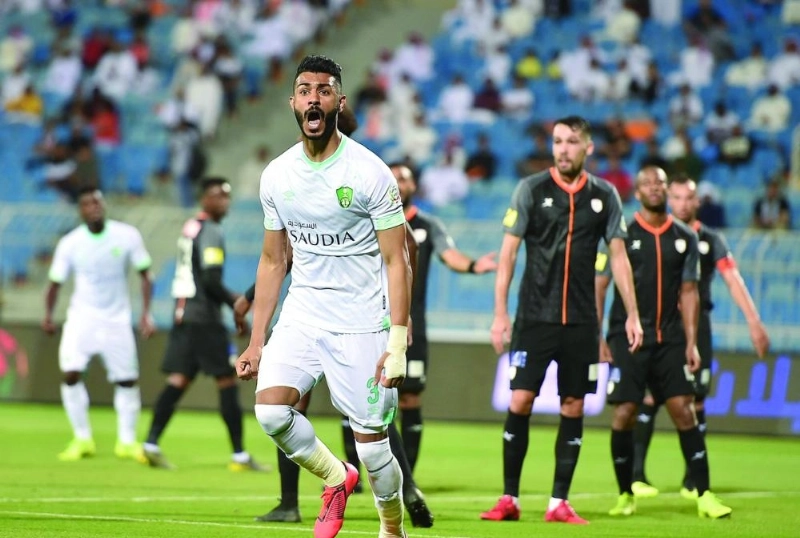 فرحة آل فتيل بهدفه في مرمى الشباب (مكة)
