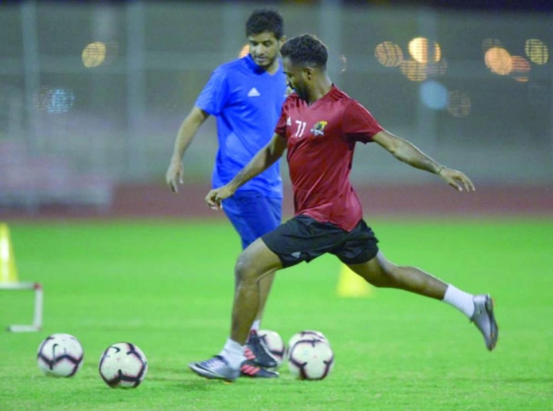 جانب من تدريبات الفرسان (إعلامي الوحدة)