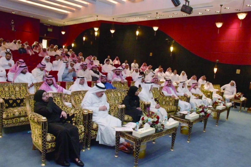 من الاجتماع بروساء مكاتب الخدمة الميدانية (مكة)